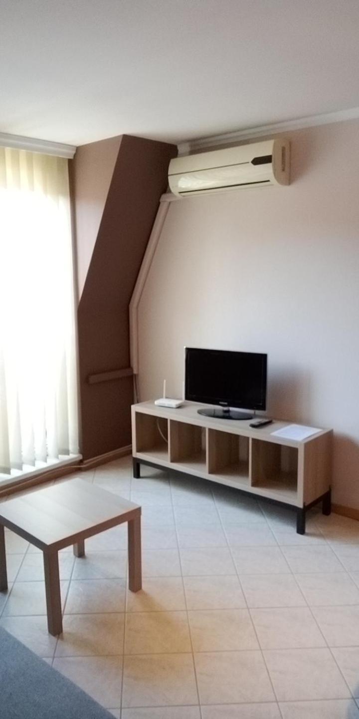 Apartman-Romance Hajdúszoboszló Buitenkant foto